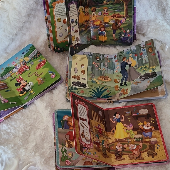 Disney Little First Look and Find 4 Board Book Set for Toddlers - Picture 11 of 14